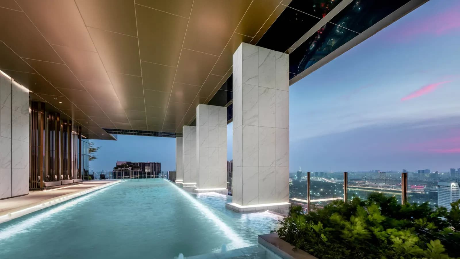Rooftop pool