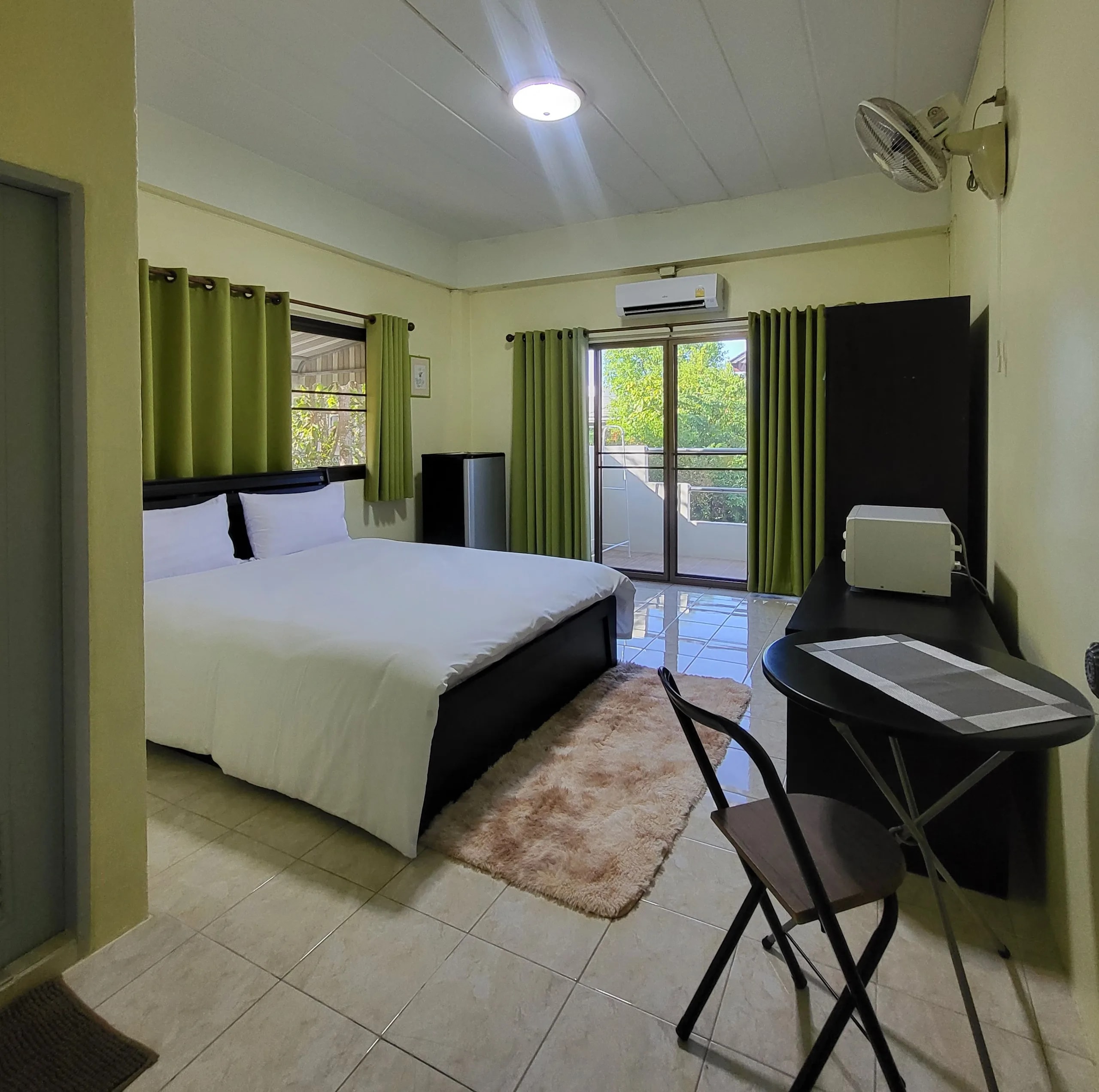 311@home في وسط مدينة Rayong: غرف شهرية على مسافة مشي من حافلة الموظفين قرب مستشفى Rayong · 1