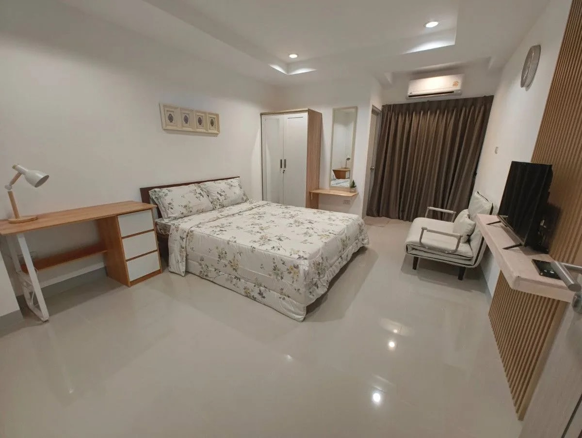 7Place Mansion, Soi Phraya Suren 7 (Ram Inthra 109), Bang Chan, Khlong Sam Wa: phòng studio mới 24 m² cho thuê theo tháng hoặc theo đêm · 1