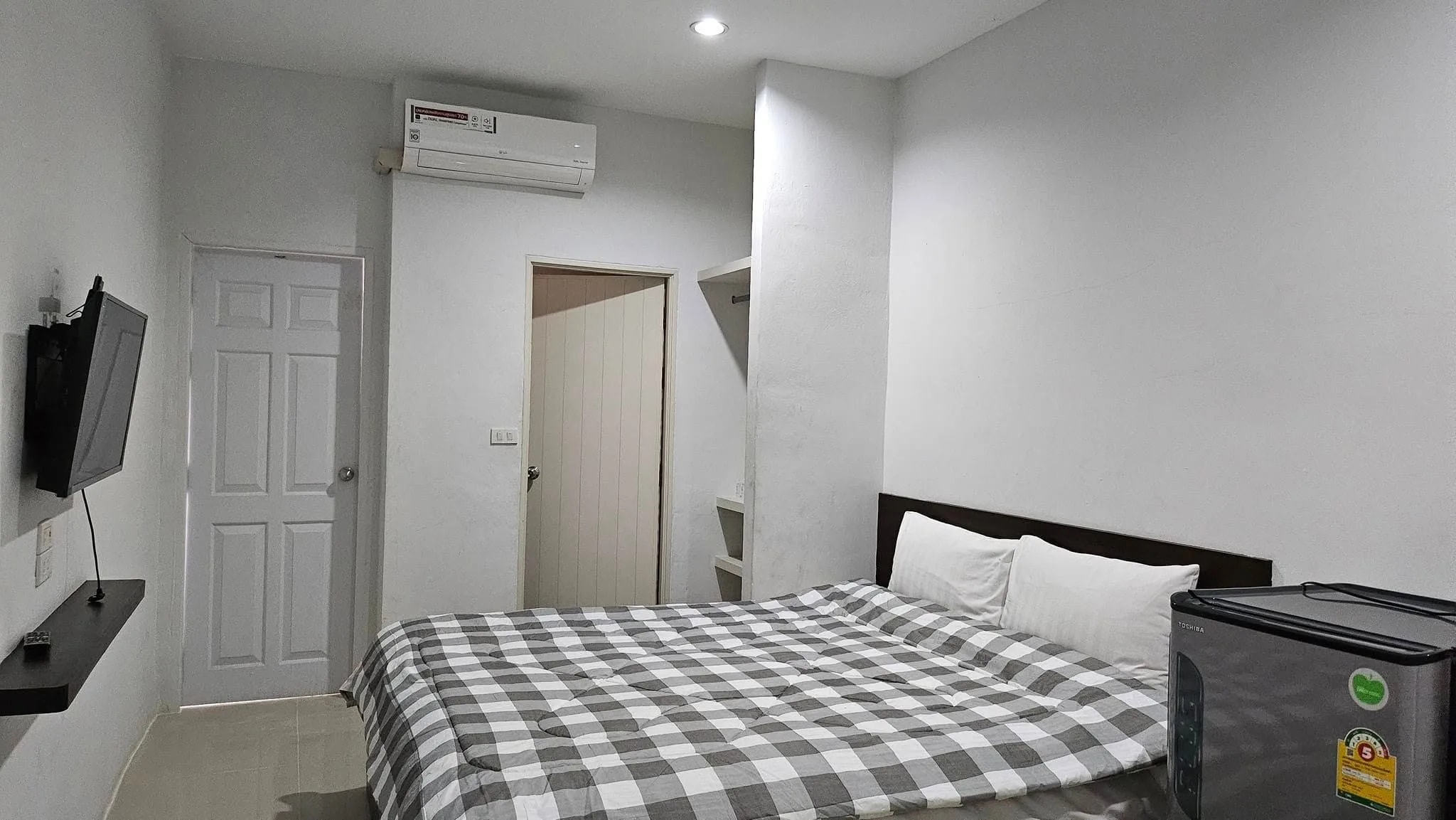 Impact Residence ซอยแจ้งวัฒนะ-ปากเกร็ด 41 ห้องพัดลมและห้องแอร์รายเดือน ใกล้ MRT เมืองทองธานี · 1