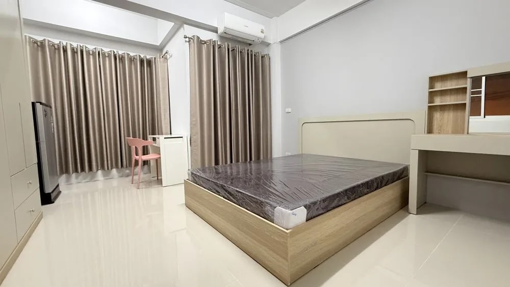MTL บางแสน ห้องแอร์พร้อมเฟอร์นิเจอร์ รายเดือน อาคารใหม่ ใกล้มหาวิทยาลัยบูรพา · 1