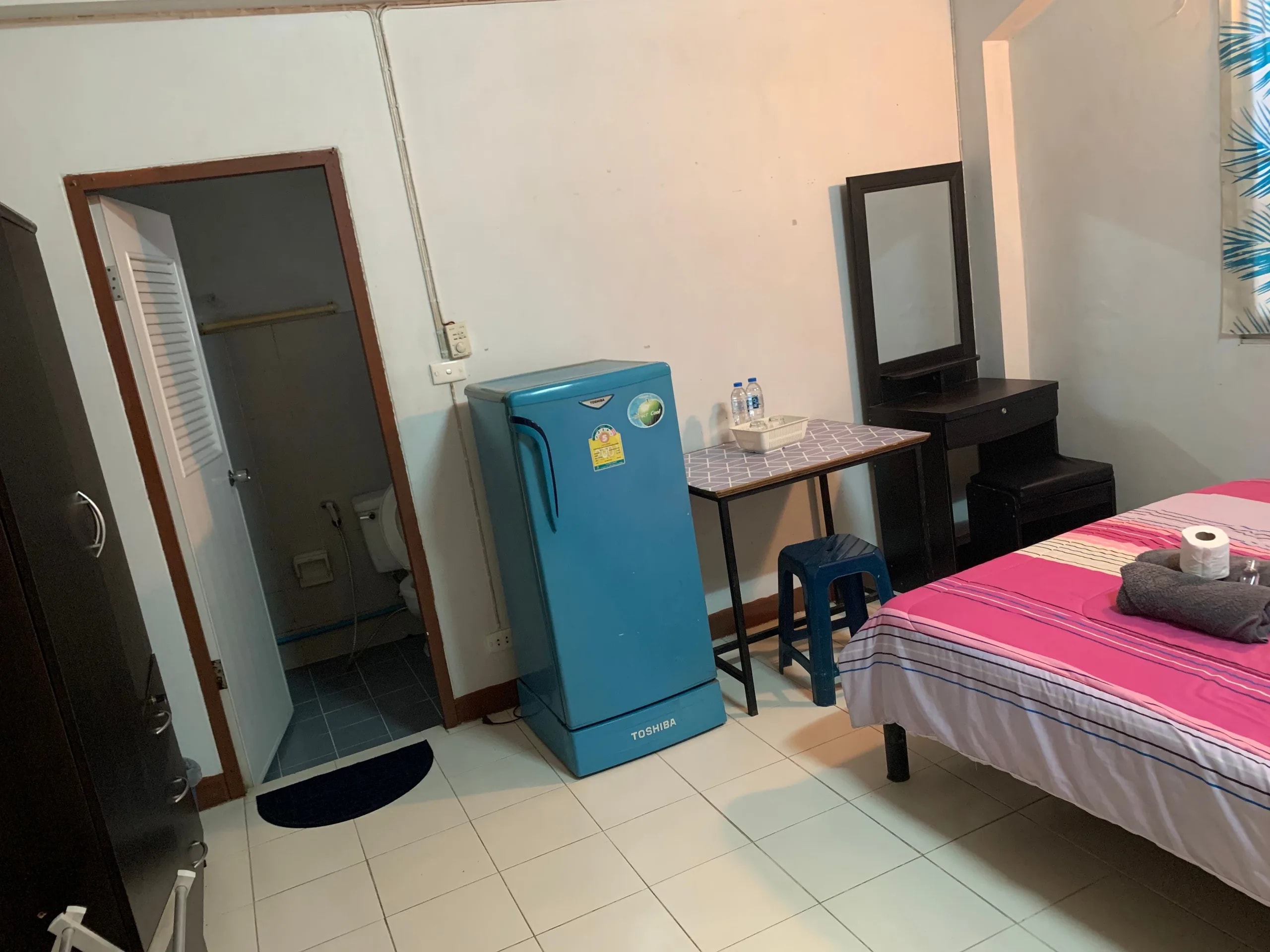 Nantaram Court: غرف شهرية بمروحة ومكيّفة 25 م² قرب Chiang Mai College of Dramatic Arts · 1