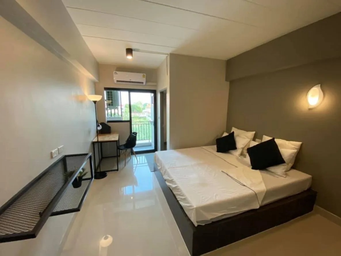 ONE Bearing-Lasalle Apartment, Soi Bearing 17: Monthly Furnished Studios of 21-23 sq.m. near Lasalle Avenue · 1