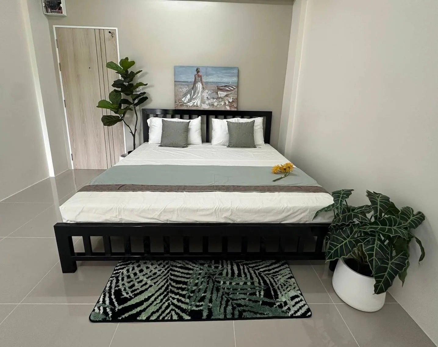 Pracha Uthit Place, Soi Pracha Uthit 72/1, Thung Khru : chambres de 26 m² au mois, avec balcon et évier · 1