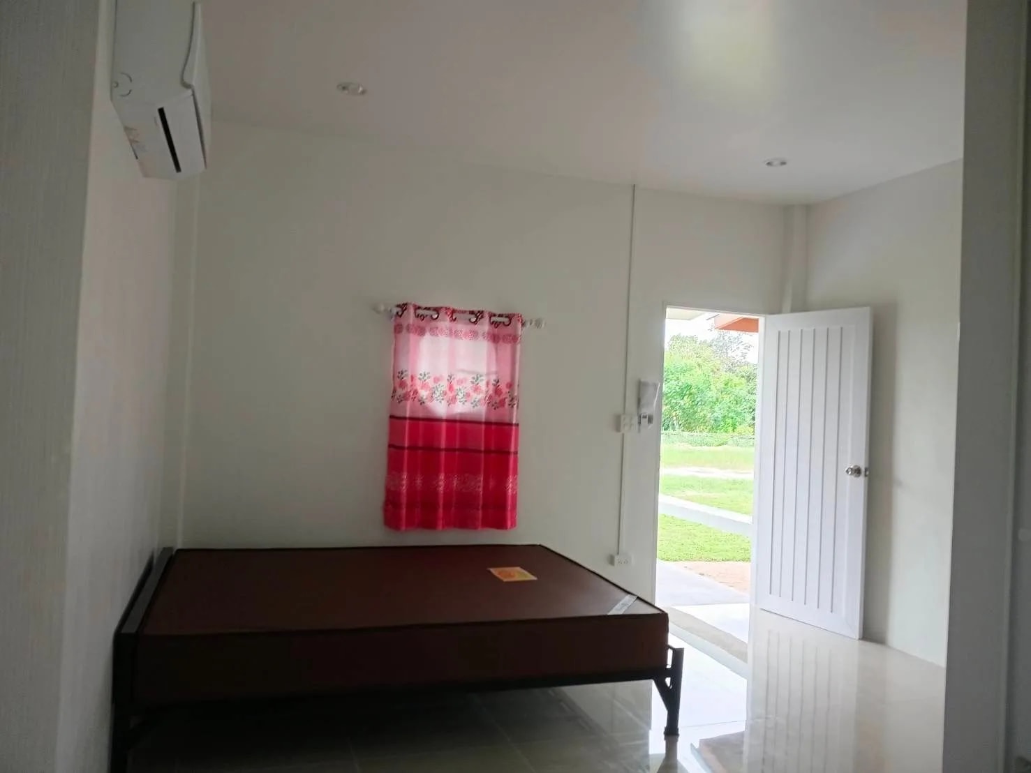 Premvadee Dormitory، Kham Yai، Ubon: غرف للإيجار الشهري بمساحة 15-17 م² قرب مكتب بلدية ناحية Kham Yai · 1