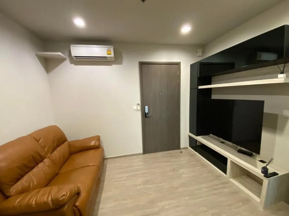 1-Schlafzimmer-Eigentumswohnung zur Miete in THE LINE Wongsawang: 32 m², Etage 9, voll möbliert, nahe MRT Wong Sawang · 1