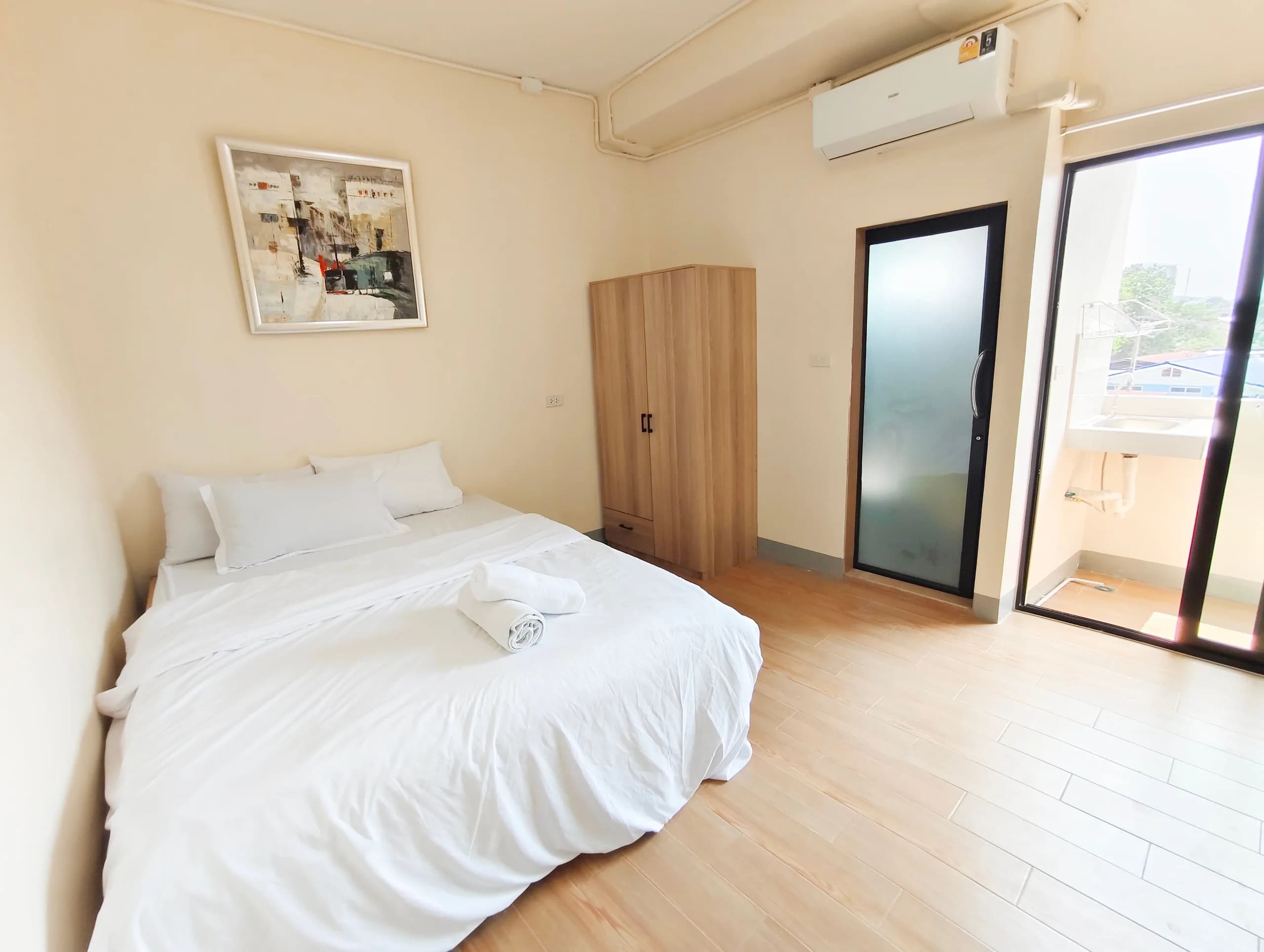 Room 35, Soi Chan 43 Yaek 22, Bang Kho Laem: Zimmer mit 17-38 m² und Lofts zur Monatsmiete, nahe Wat Phai Ngoen