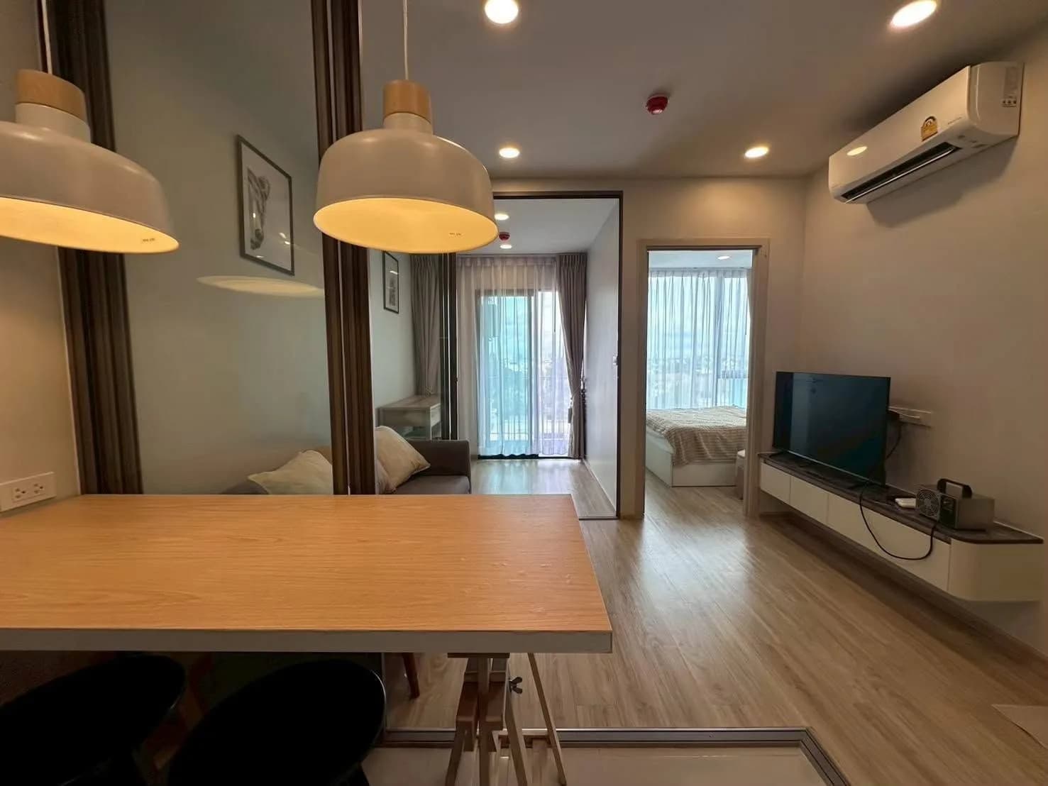 ให้เช่าคอนโด ESQUE Sukhumvit 101/1 1 ห้องนอนพลัส 34 ตร.ม. ชั้น 7 เฟอร์นิเจอร์ครบ