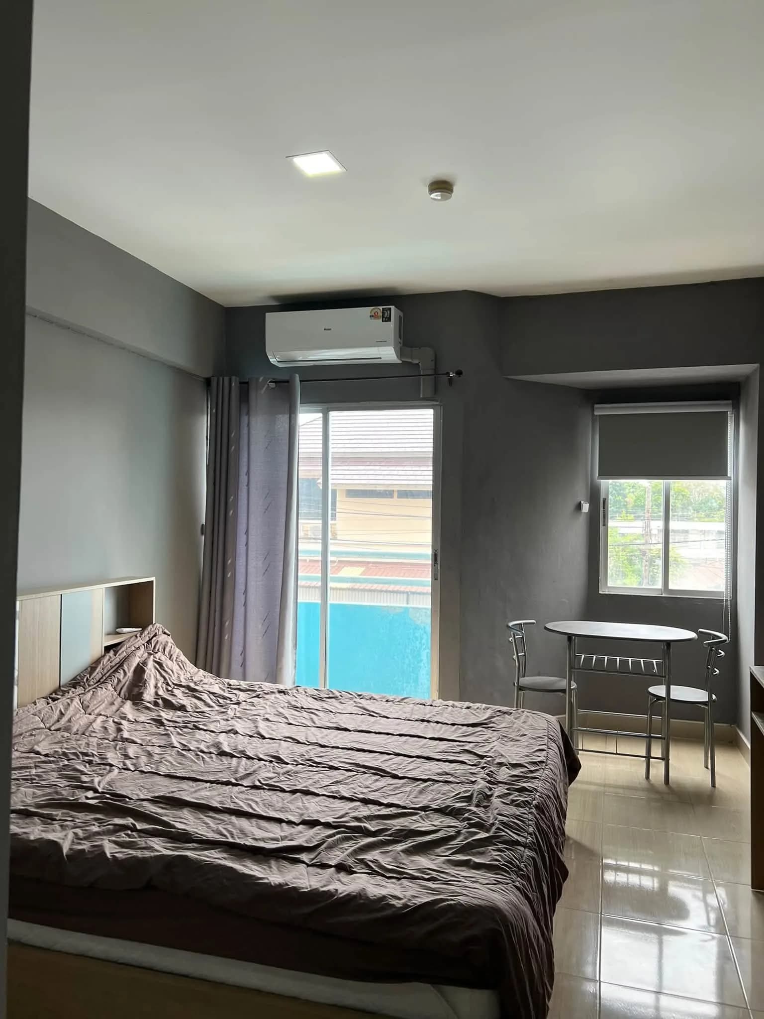 Condo for Rent at Sawasdee Bangkok Condominium: Newly Renovated Studio, Common Fee Included, Pets Allowed, near Seacon Square