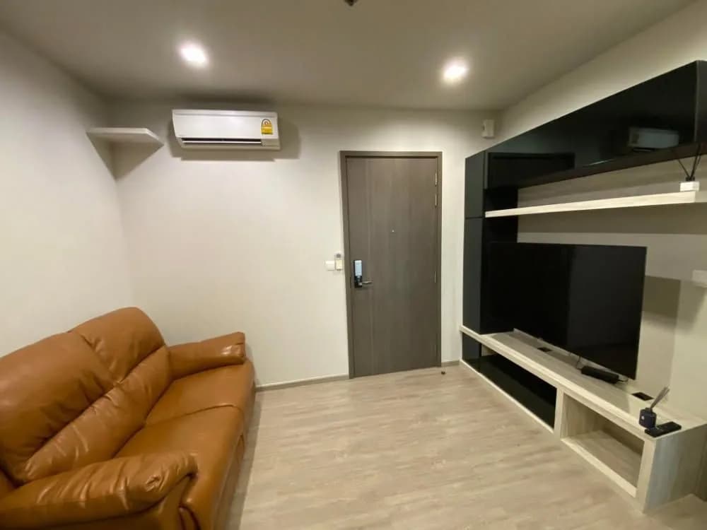 1-Schlafzimmer-Eigentumswohnung zur Miete in THE LINE Wongsawang: 32 m², Etage 9, voll möbliert, nahe MRT Wong Sawang